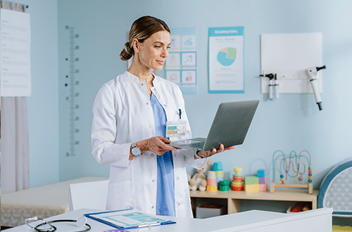 standardisiertes Reporting fuer sozialpaediatrische Zentren mit Bi.healthcare Firefly Foto